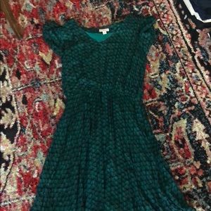 Green midi dress black design fit and flare